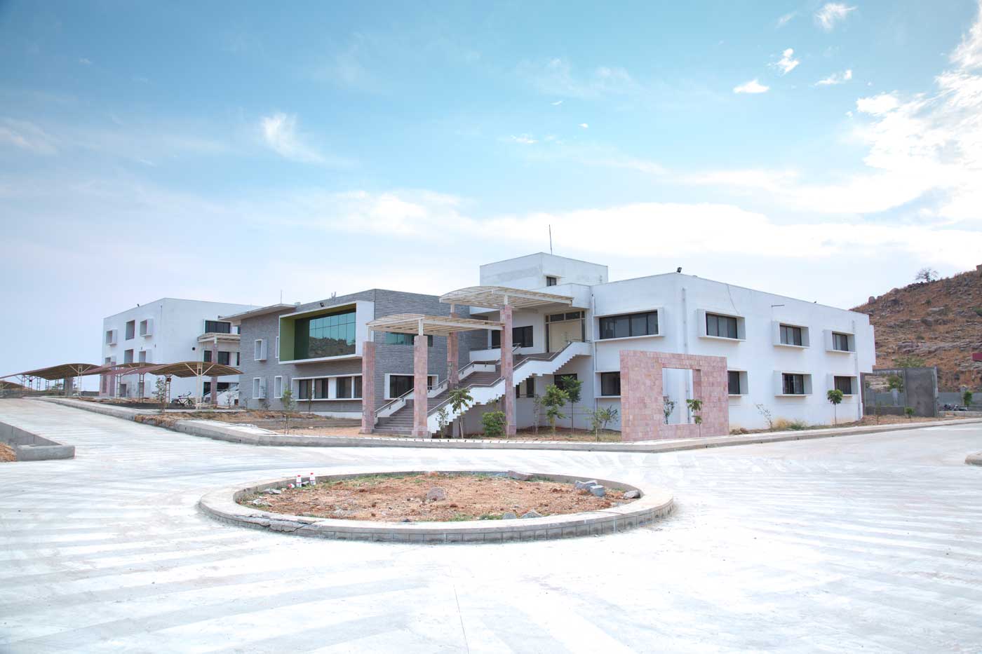 Navodaya Institute of Technology - Raichur, ECE Research Center